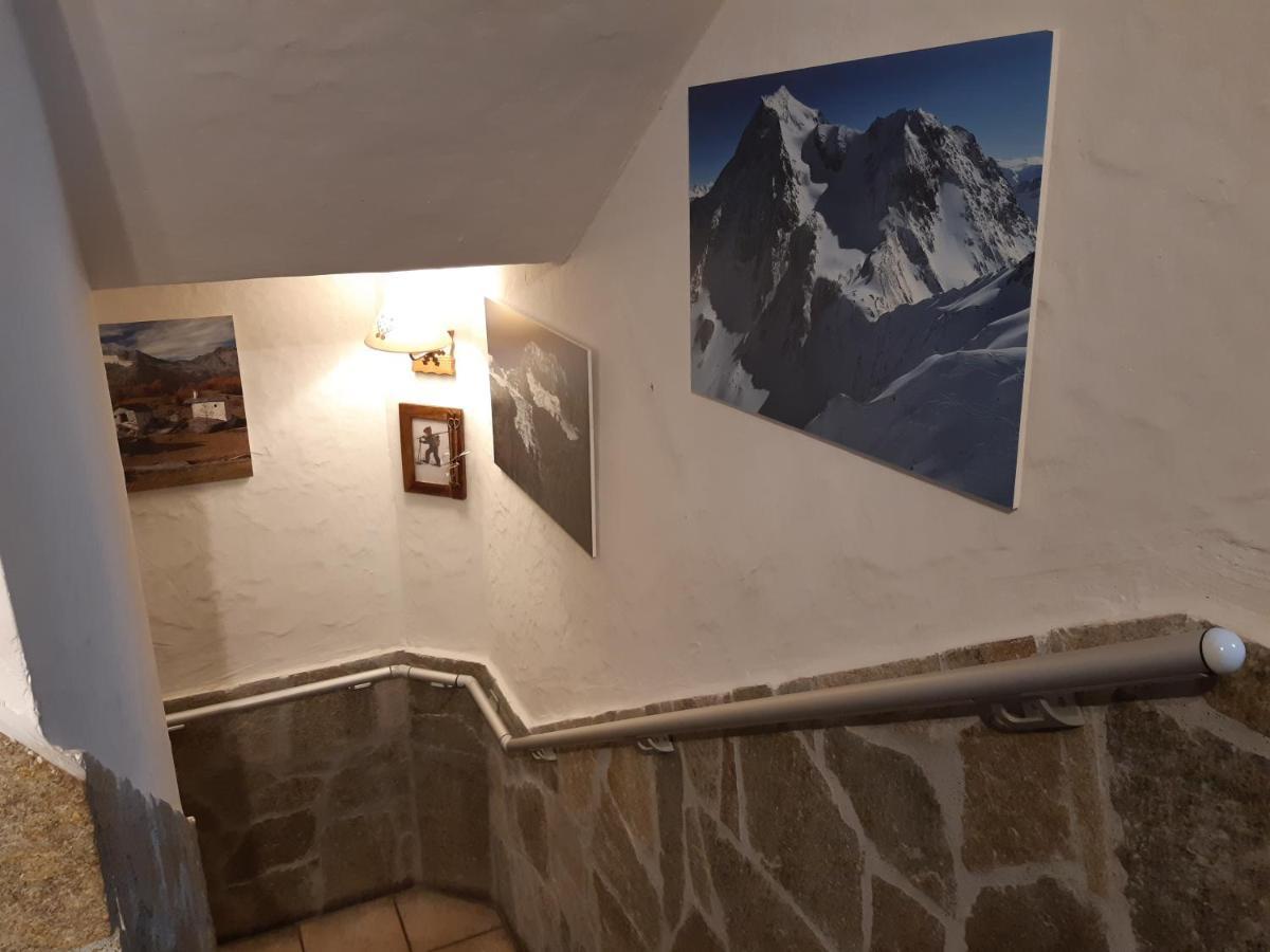 Hotel Arolla Bourg-Saint-Maurice Exteriör bild